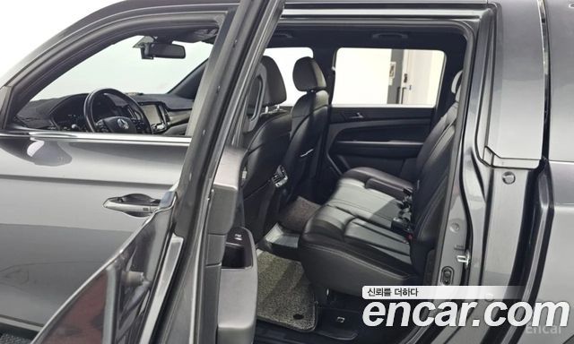 KG Mobility (SsangYong) Rexton Sports Khan Diesel 2.2 4WD Dynamic Edition (5-Link) 2021 — фото 13