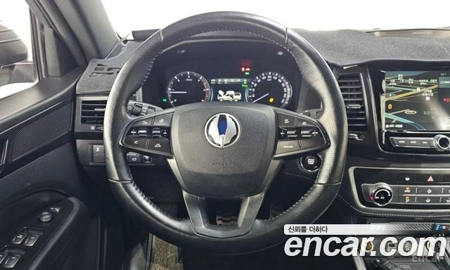 KG Mobility (SsangYong) Rexton Sports Khan Diesel 2.2 4WD Dynamic Edition (5-Link) 2021 — фото 14