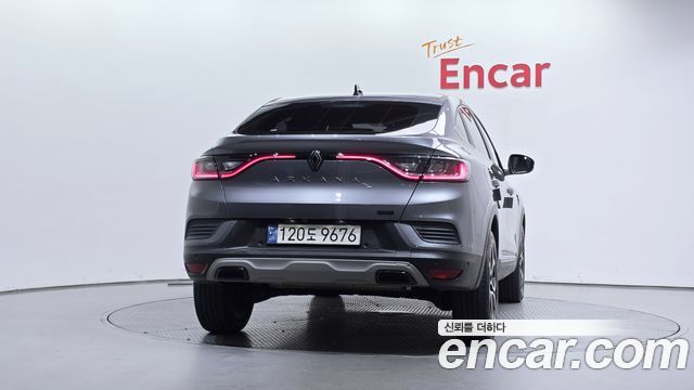 Renault Korea Arkana 1.6 E-TECH Iconic 2025 — фото 4