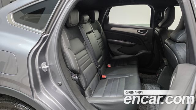 Renault Korea Arkana 1.6 E-TECH Iconic 2025 — фото 15