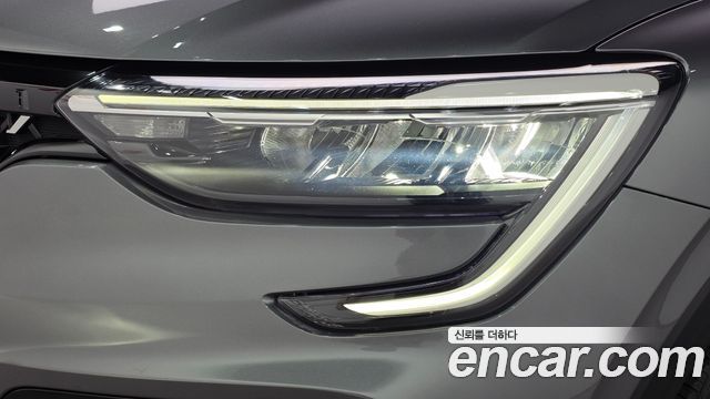 Renault Korea Arkana 1.6 E-TECH Iconic 2025 — фото 28
