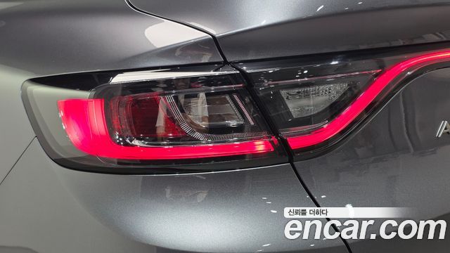 Renault Korea Arkana 1.6 E-TECH Iconic 2025 — фото 29