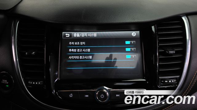Chevrolet Trax 1.6 Diesel LTZ 2017 — фото 35