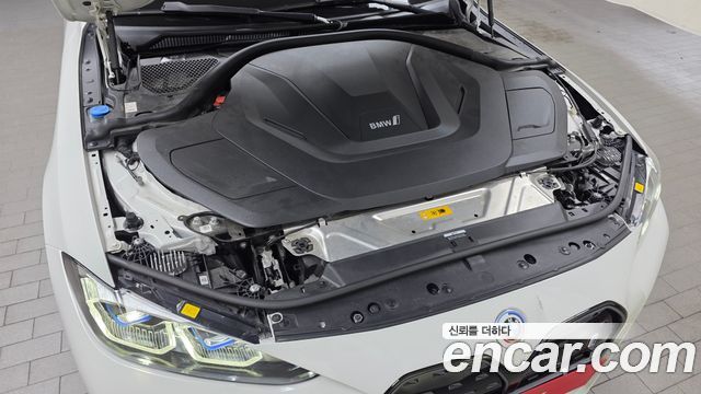BMW i4 eDrive40 M Sports Pro 2024 — фото 6