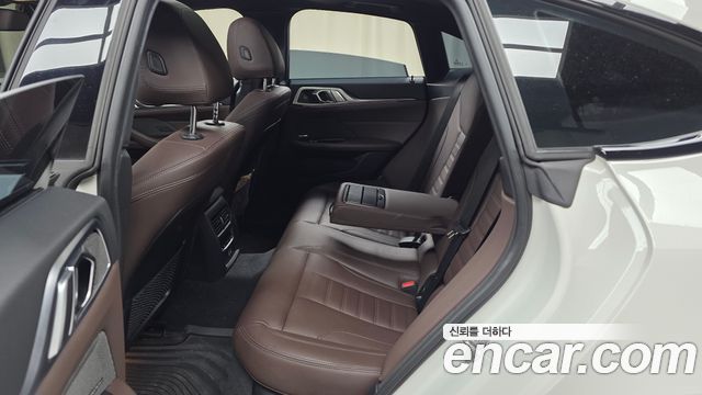 BMW i4 eDrive40 M Sports Pro 2024 — фото 12