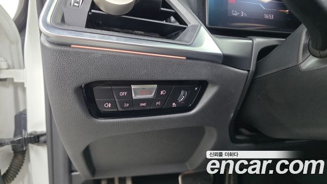 BMW i4 eDrive40 M Sports Pro 2024 — фото 27