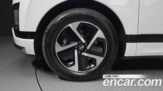 Hyundai Ioniq 9 Performance Type AWD 6-Seater Calligraphy 2025 — фото 5