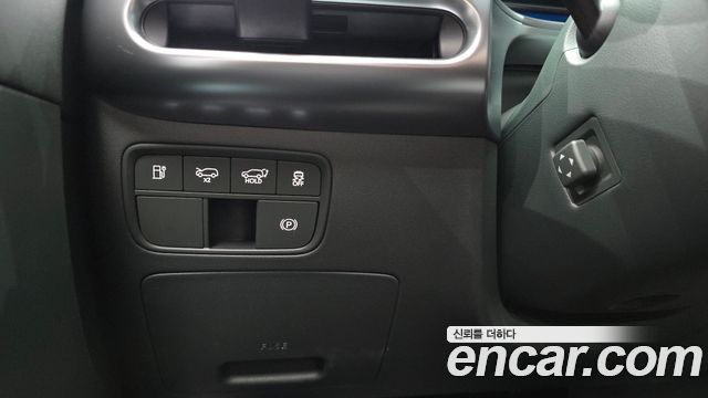 Hyundai Ioniq 9 Performance Type AWD 6-Seater Calligraphy 2025 — фото 29