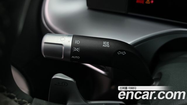 Hyundai Ioniq 9 Performance Type AWD 6-Seater Calligraphy 2025 — фото 33