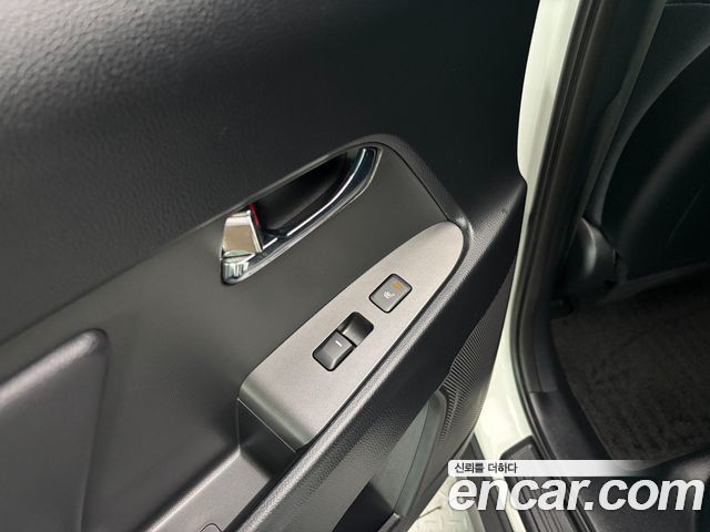 Kia Sportage R Diesel 4WD TLX High-Deluxe 2013 — фото 19
