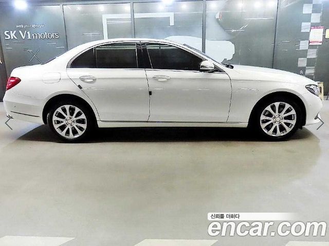 Mercedes-Benz E-Class (W213) E220d 4MATIC Exclusive 2017 — фото 3
