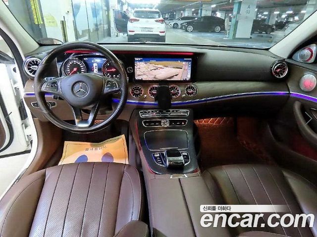 Mercedes-Benz E-Class (W213) E220d 4MATIC Exclusive 2017 — фото 10