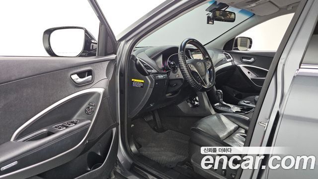 Hyundai Santa Fe (DM) Diesel(e-VGT) 2.0 2WD Premium 2013 — фото 10