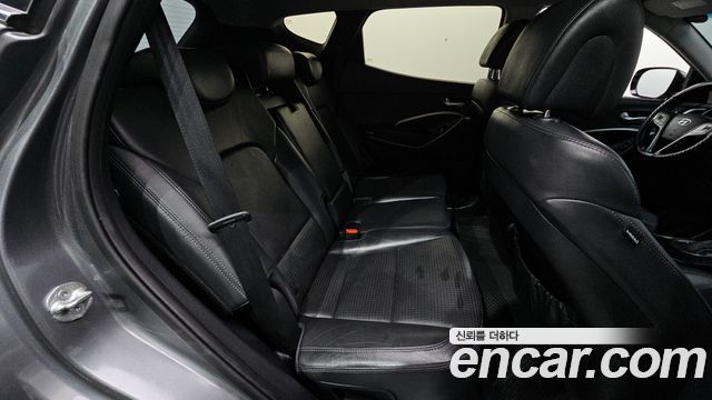 Hyundai Santa Fe (DM) Diesel(e-VGT) 2.0 2WD Premium 2013 — фото 11
