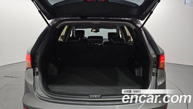 Hyundai Santa Fe (DM) Diesel(e-VGT) 2.0 2WD Premium 2013 — фото 20