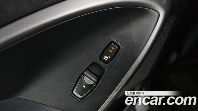 Hyundai Santa Fe (DM) Diesel(e-VGT) 2.0 2WD Premium 2013 — фото 29