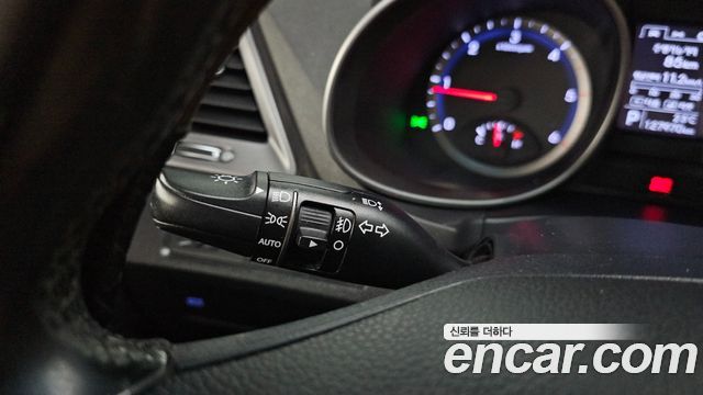 Hyundai Santa Fe (DM) Diesel(e-VGT) 2.0 2WD Premium 2013 — фото 30