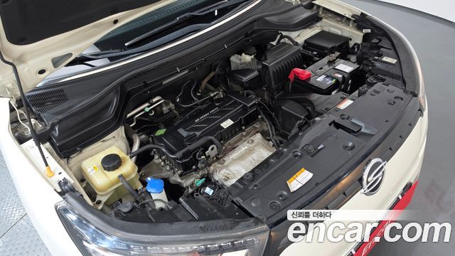 KG Mobility (SsangYong) Tivoli LX 2WD DLX 2015 — фото 6