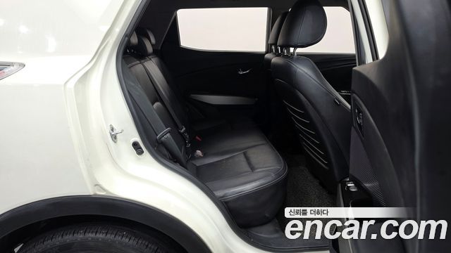 KG Mobility (SsangYong) Tivoli LX 2WD DLX 2015 — фото 11