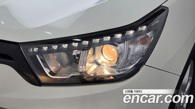 KG Mobility (SsangYong) Tivoli LX 2WD DLX 2015 — фото 22