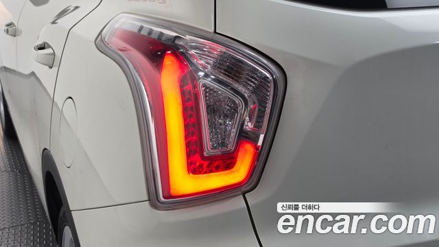 KG Mobility (SsangYong) Tivoli LX 2WD DLX 2015 — фото 23