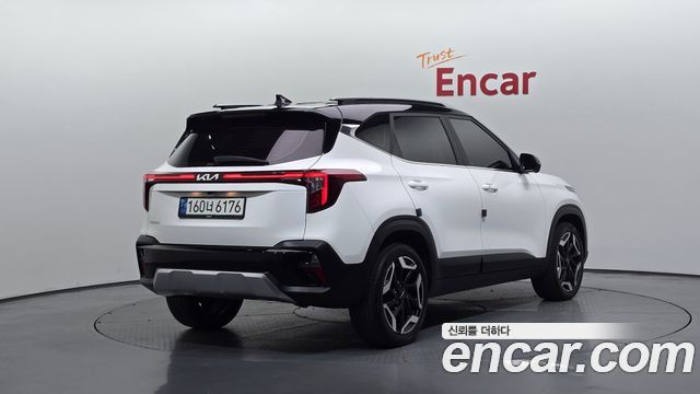 Kia Seltos Gasoline 1.6 Turbo 2WD Signature 2023 — фото 2