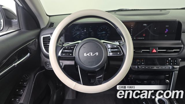 Kia Seltos Gasoline 1.6 Turbo 2WD Signature 2023 — фото 13