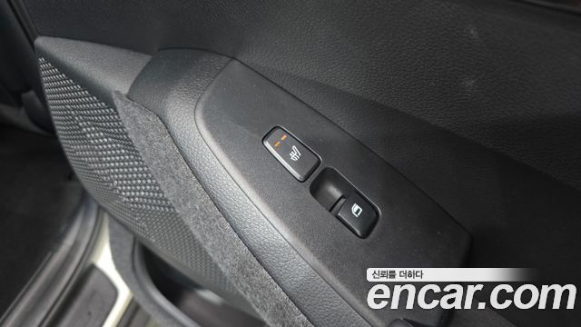 Kia Seltos Gasoline 1.6 Turbo 2WD Signature 2023 — фото 18