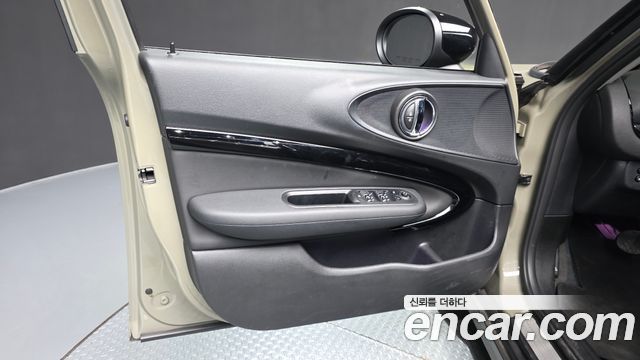 MINI Cooper Clubman High 2nd 2020 — фото 30