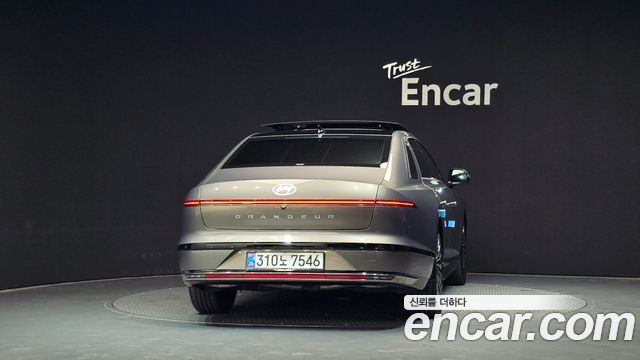 Hyundai Grandeur Hybrid (GN7) Calligraphy 2023 — фото 4