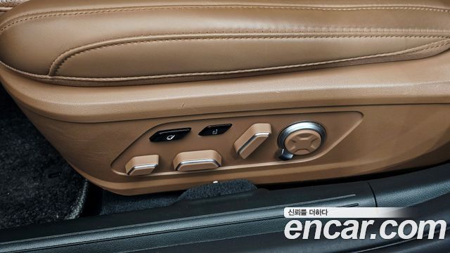 Hyundai Grandeur Hybrid (GN7) Calligraphy 2023 — фото 15