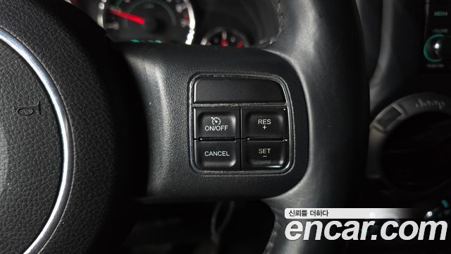 Jeep Wrangler (JK) 3.6 Sport 2Door 2014 — фото 14