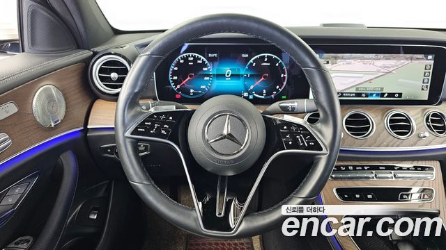 Mercedes-Benz E-Class (W213) E220d 4MATIC Exclusive 2022 — фото 14