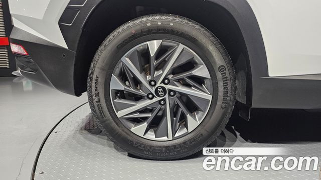 Hyundai Tucson Hybrid (NX4) Inspiration 2WD 2023 — фото 5