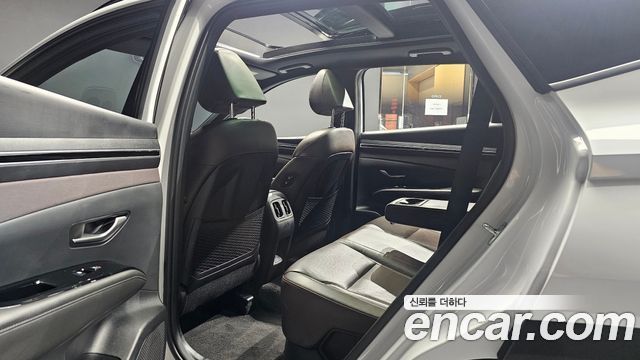 Hyundai Tucson Hybrid (NX4) Inspiration 2WD 2023 — фото 12