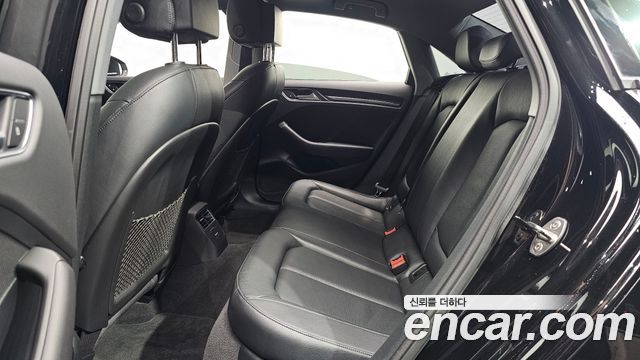 Audi A3 40 TFSI 8V 2018 — фото 11
