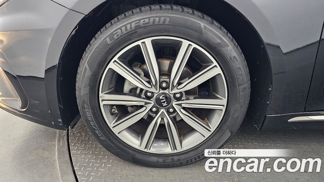 Kia K5 (II) 2.0 Prestige 2019 — фото 5