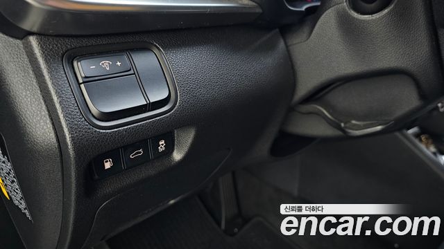 Kia K5 (II) 2.0 Prestige 2019 — фото 18