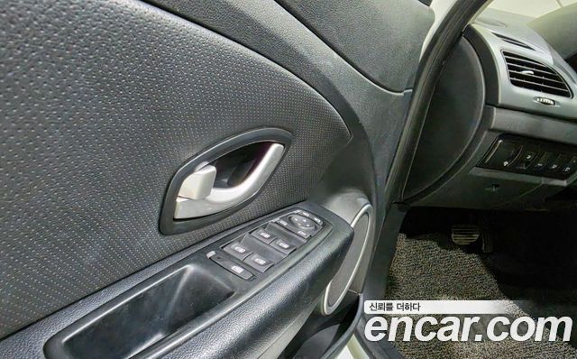 Renault Korea SM3 Z.E. RE 2018 — фото 6