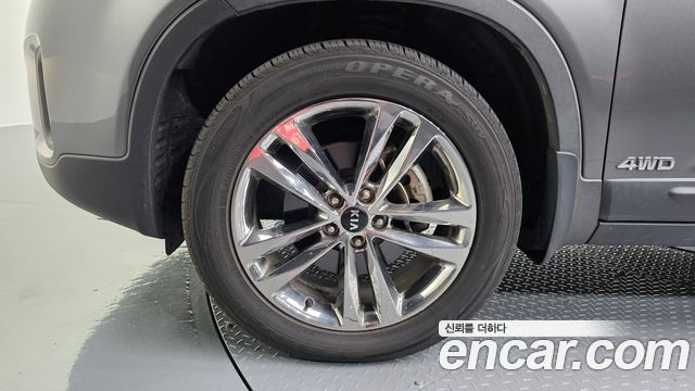 Kia Sorento R Diesel 2.2 4WD Prestige 2014 — фото 5