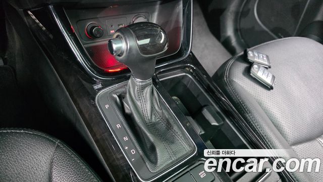 Kia Sorento R Diesel 2.2 4WD Prestige 2014 — фото 9