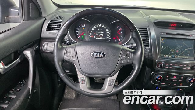 Kia Sorento R Diesel 2.2 4WD Prestige 2014 — фото 13
