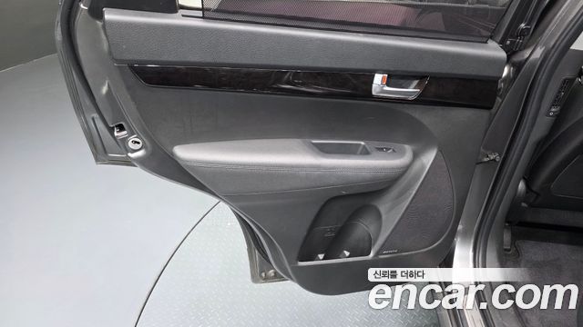 Kia Sorento R Diesel 2.2 4WD Prestige 2014 — фото 25