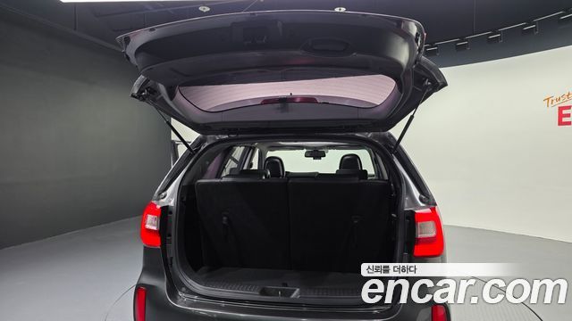 Kia Sorento R Diesel 2.2 4WD Prestige 2014 — фото 33