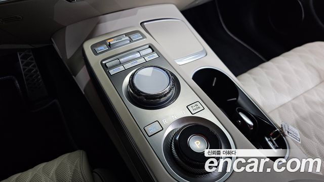 Genesis GV70 2.5T Gasoline AWD 2024 — фото 9