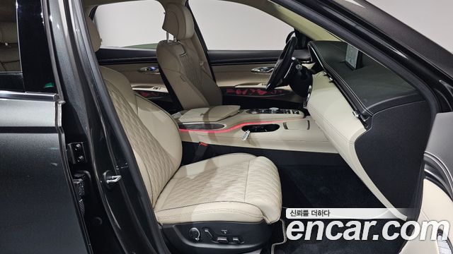 Genesis GV70 2.5T Gasoline AWD 2024 — фото 26
