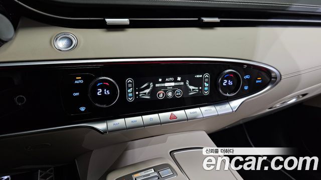 Genesis GV70 2.5T Gasoline AWD 2024 — фото 28
