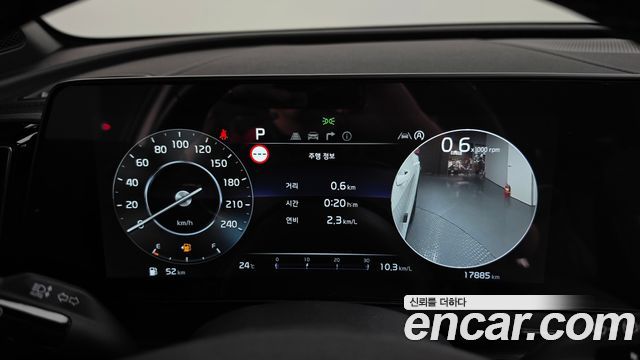 Kia Sportage (V) Gasoline 1.6 Turbo 2WD 30TH Edition 2024 — фото 8