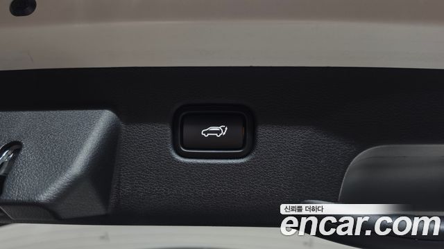 Kia Sportage (V) Gasoline 1.6 Turbo 2WD 30TH Edition 2024 — фото 20