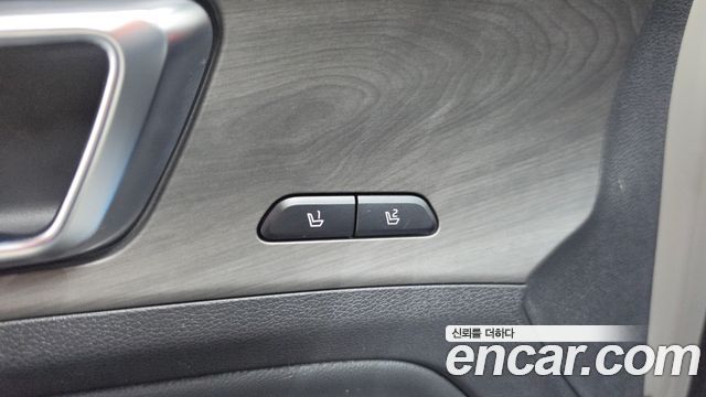 Kia Sportage (V) Gasoline 1.6 Turbo 2WD 30TH Edition 2024 — фото 39